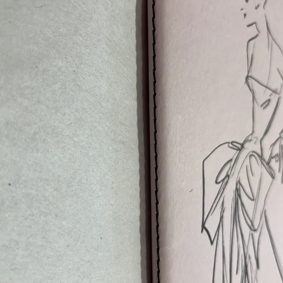 Christian Dior: Designer of Dreams Sketch Book 80 Blank Pages - Picture 6 of 7